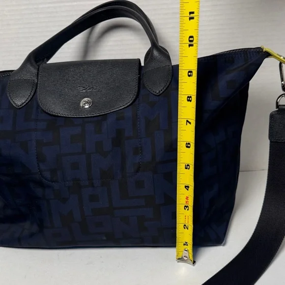 LONGCHAMP Le Pilage Navy Logo Duffel  Black Leather Trim Neon Yellow Accent - Picture 13 of 16